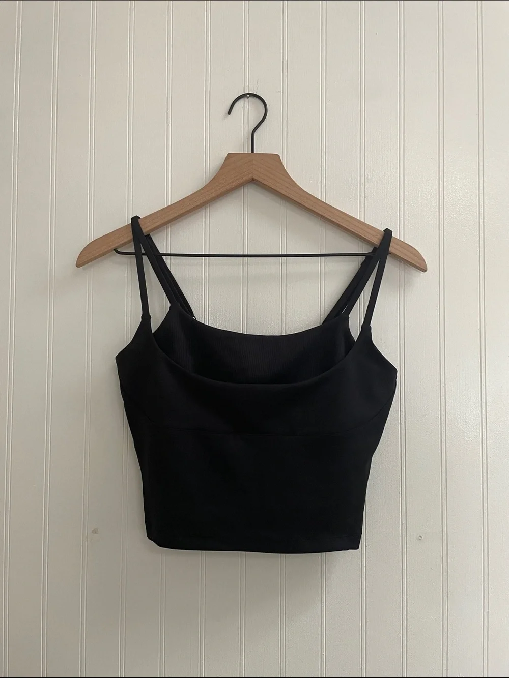 ALO Yoga Airlift Street Goddess Bra Tank in Black Size M